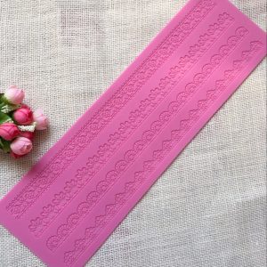 Mousse border decoration  Fondant pressure lace pad