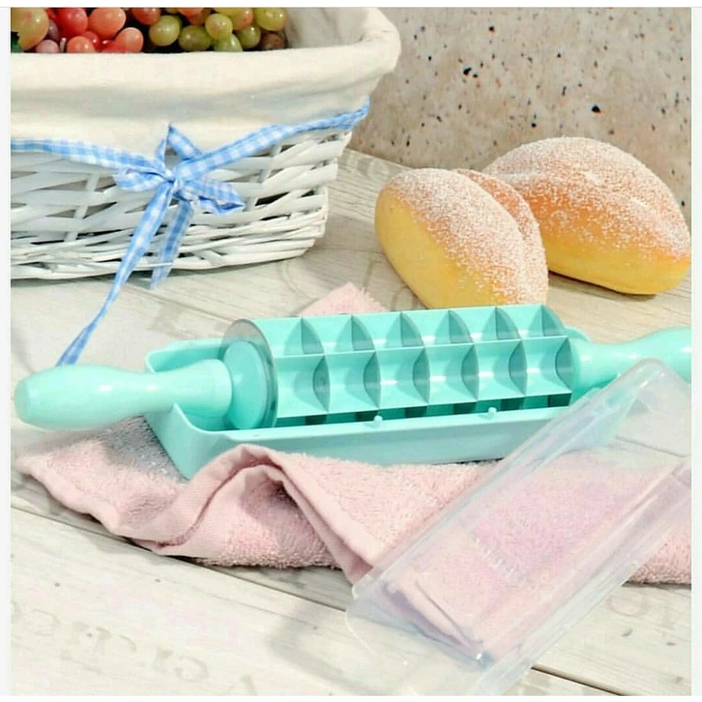 Rolling Pin 3in1 Mould Dough Cutter Press Ravioli Pasta Pizza Manti Wraper Dumpling Roller