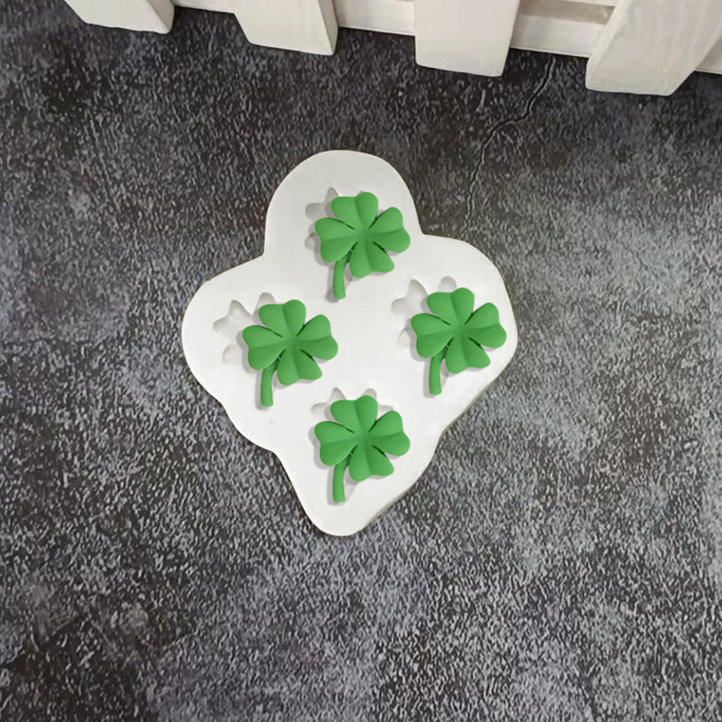 four-leaf clover