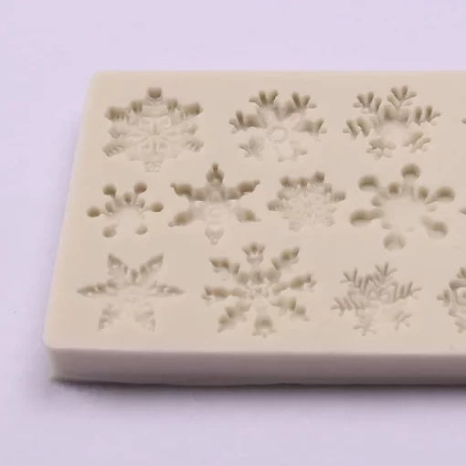 1pcs snowflake shape cake mold