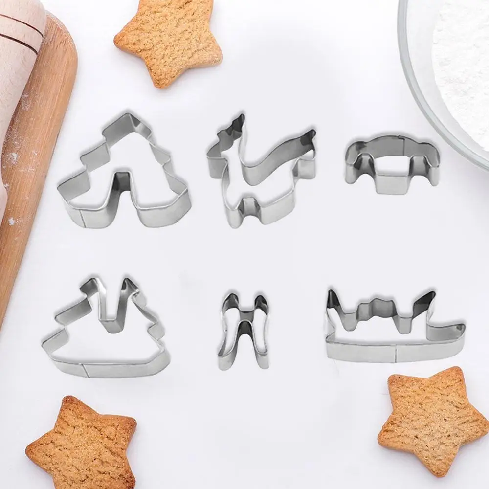 Gingerbread Christmas scene cookie cutters