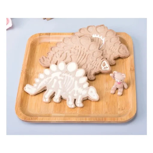 3d dinosaur cookie cutters for gingerbread cookies