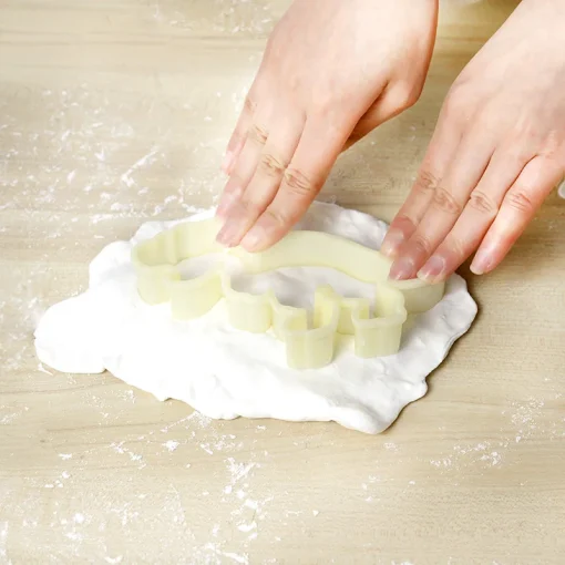 3d dinosaur cookie cutters for gingerbread cookies